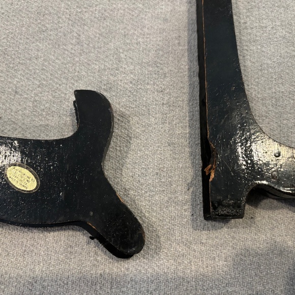 Vintage 10 inch and 6 inch Black Wooden Plate Picture Stands Easels - Picture 4 of 7